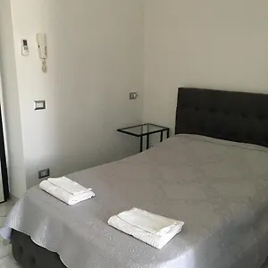 Studio Triboniano Appartamento Milano
